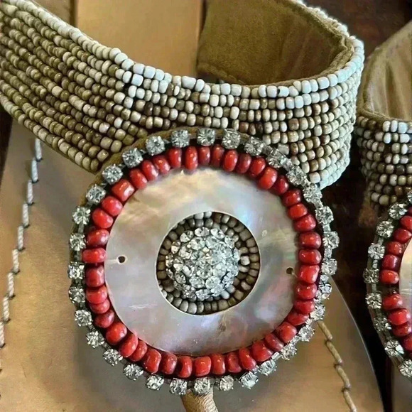 Skemo | Marquesa Coral, Beaded Flip Flop Sandals - Picture 2 of 4